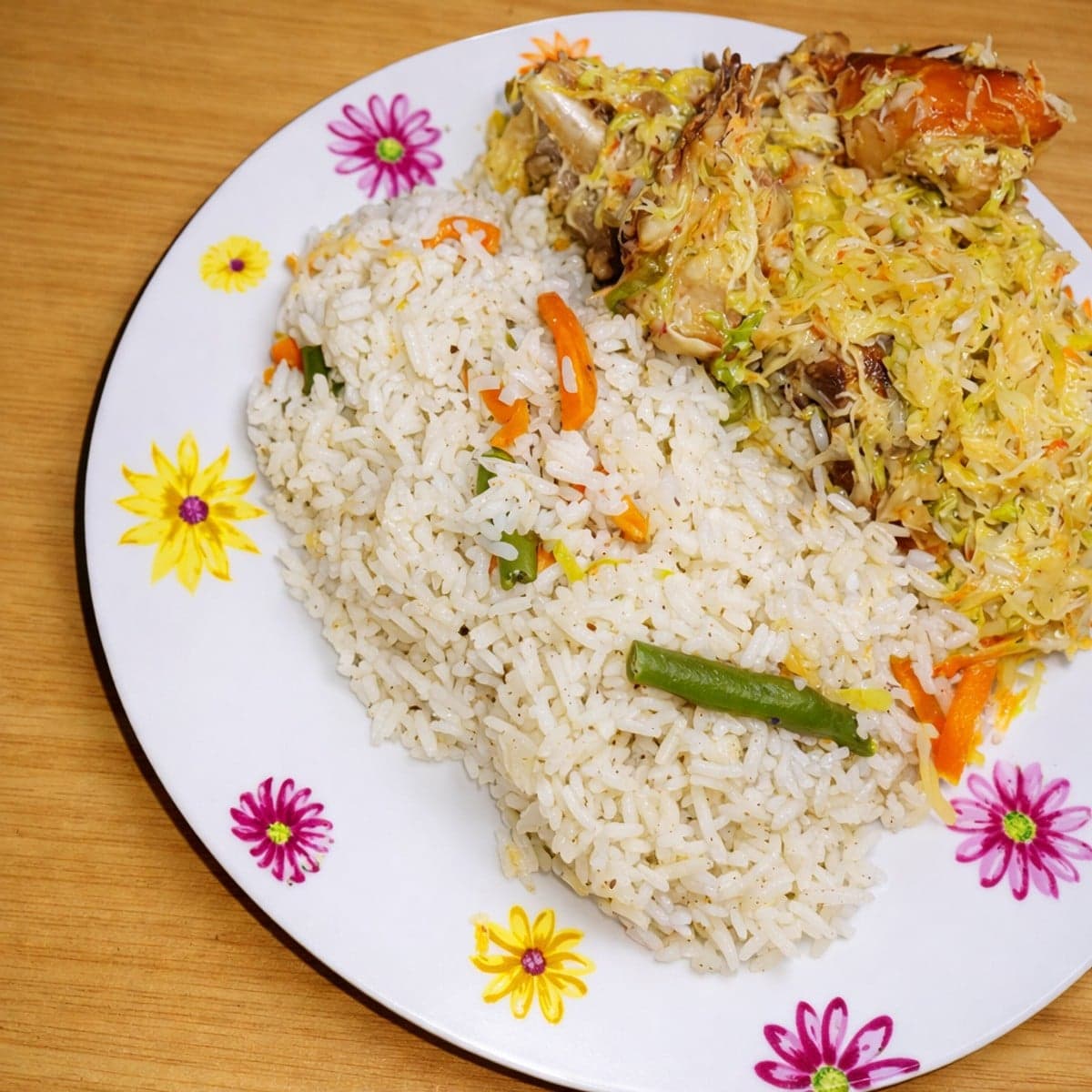 Sauté de choux au poulets, et riz parfumée aux légumes