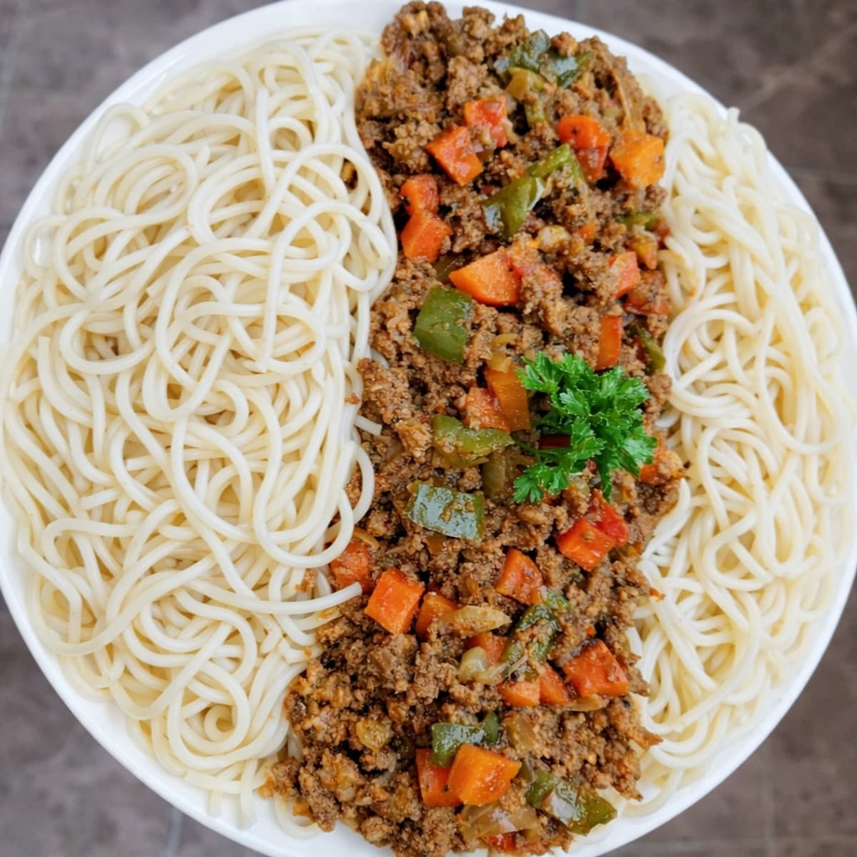 Spaghetti sauté à la viande hachée : recette