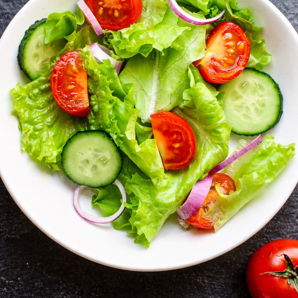 Une astuce pour conserver la salade fraîche et croquante beaucoup plus longtemps