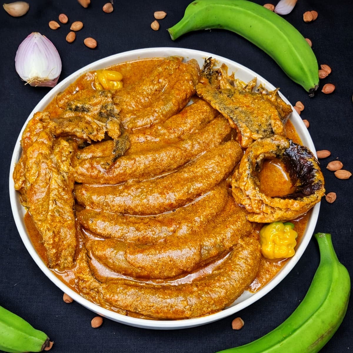 Banane malaxée au poisson fumé : recette africaine