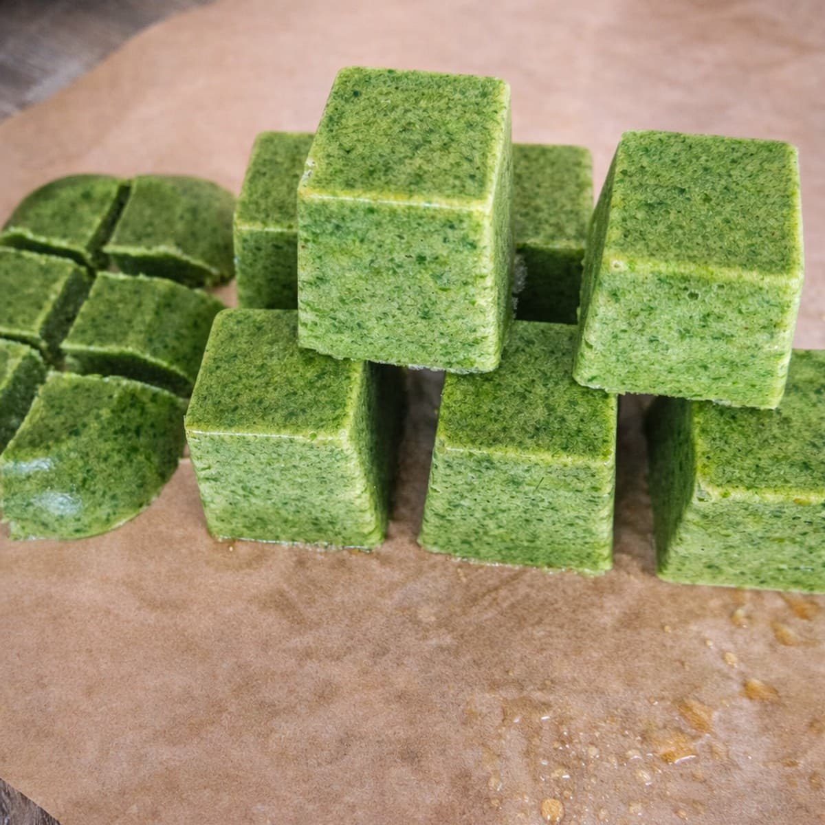 Bouillons d’assaisonnement aux herbes aromatiques,