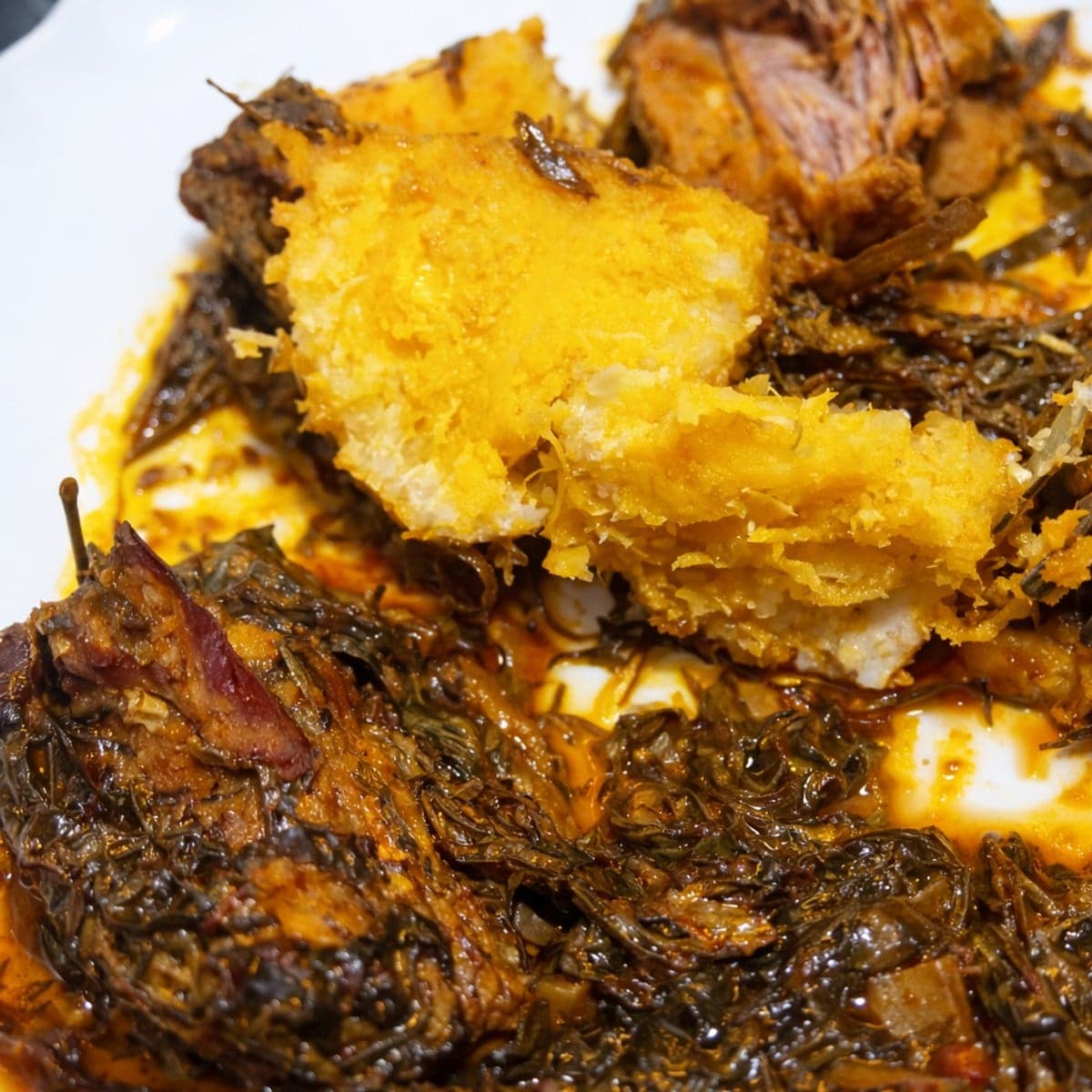 Macabo malaxé aux feuilles d’okok