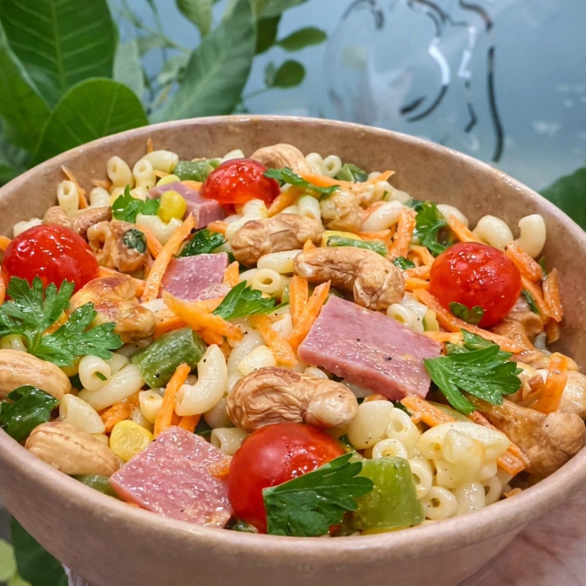 Salade de coquillettes aux noix de cajou : recette sucrée-salée