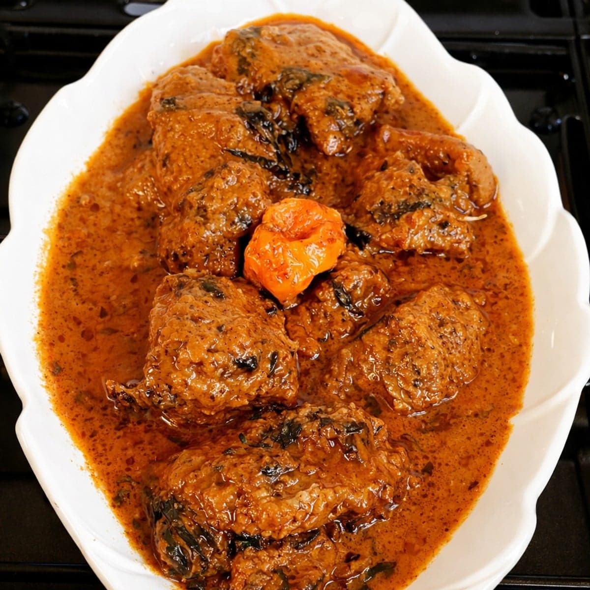 Sauce arachide au boeuf et à l’oseille