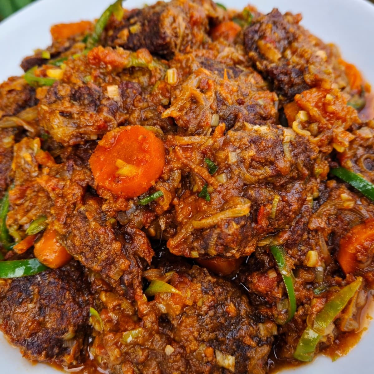 Sauté de boeuf à la sauce soja et multiples épices by lolo
