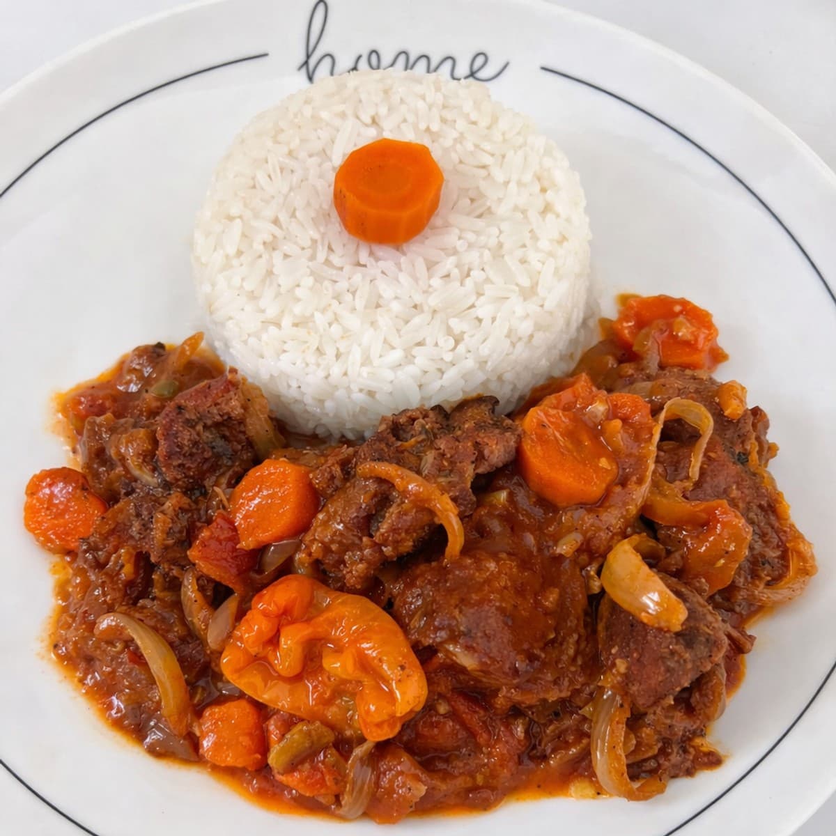 Viande de mouton sautée , riz nature