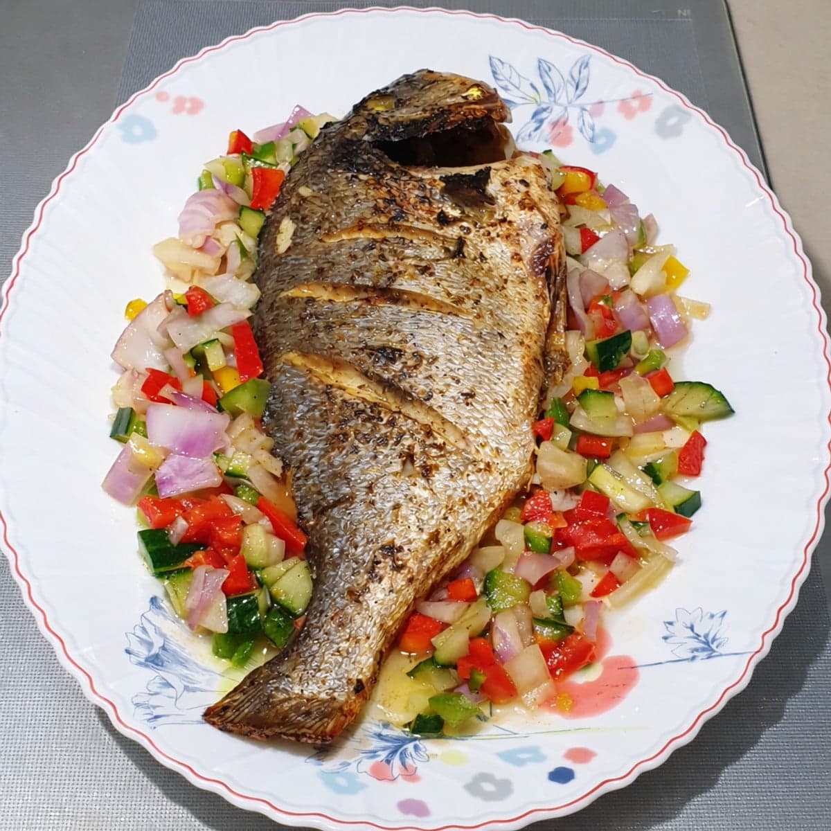 Attiéké avec poisson braisé 😋