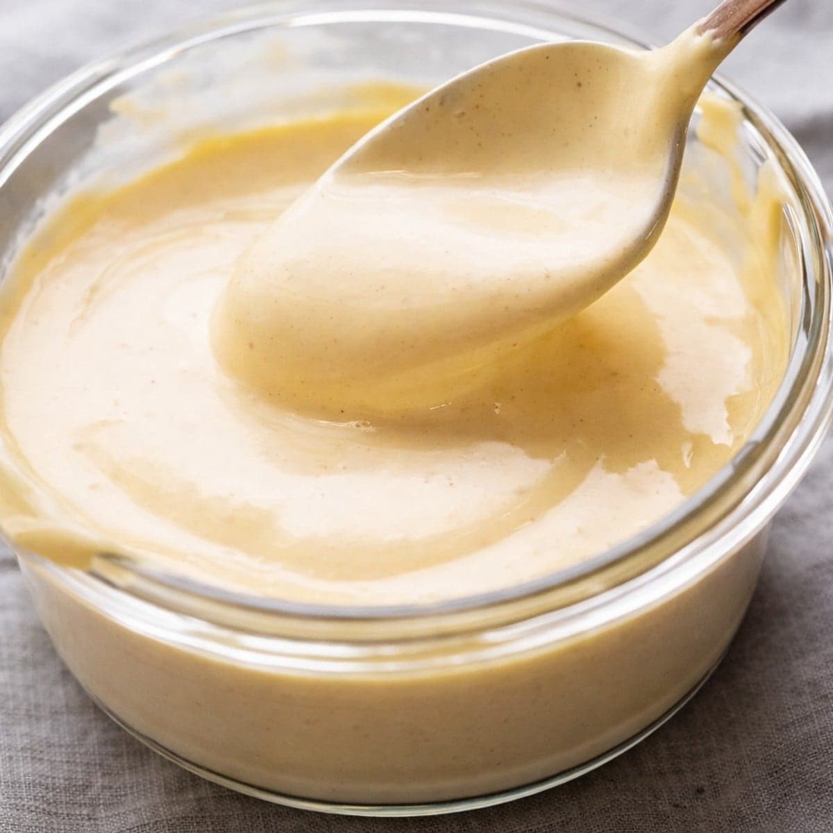 Comment faire la sauce vinaigrette pour salade ?
