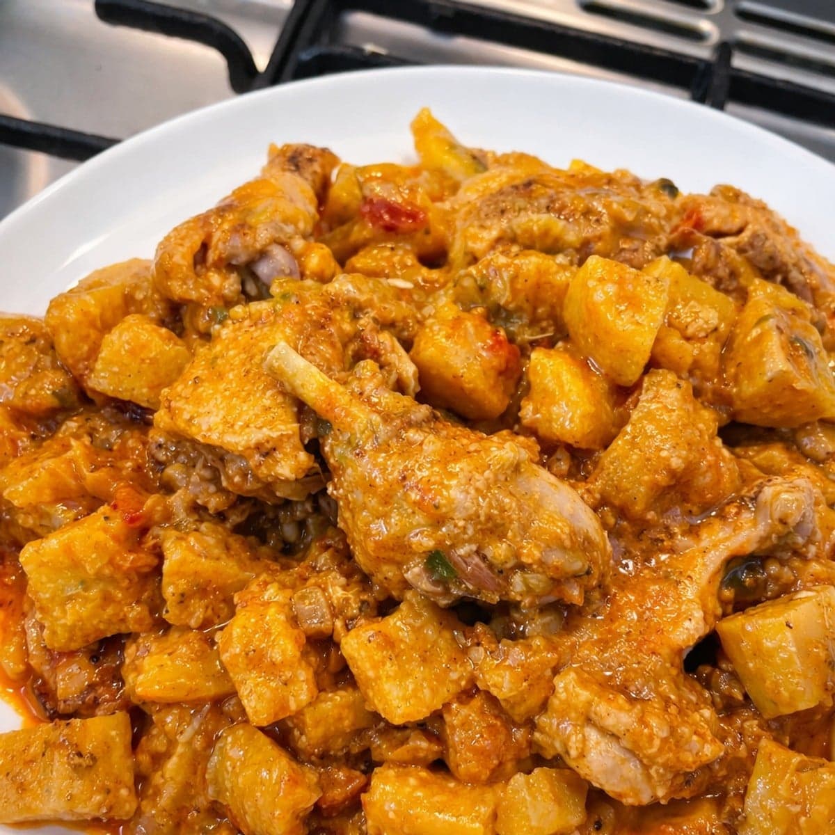 Mijotée de poulet et banane plantain