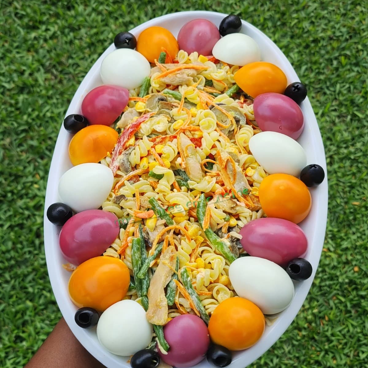 Salade de pâte aux champignons de Paris et poulet