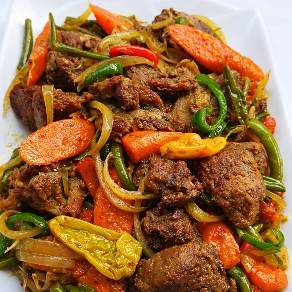 Sauté de mouton : recette tendre et épicée