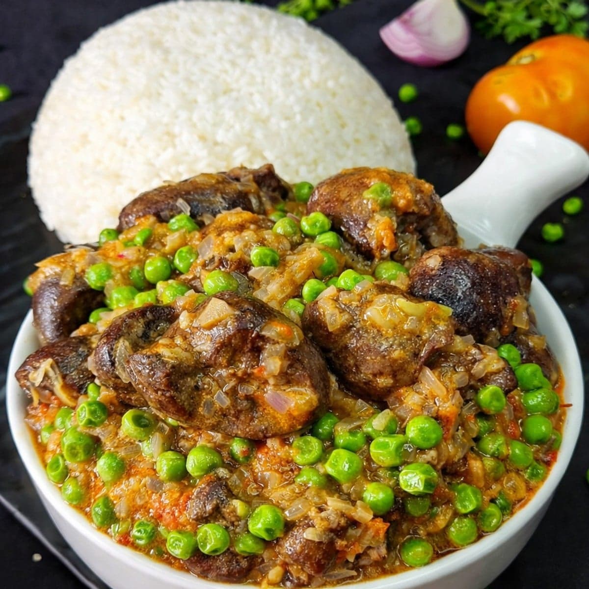 Sauté de rognons a la moutarde et petits pois