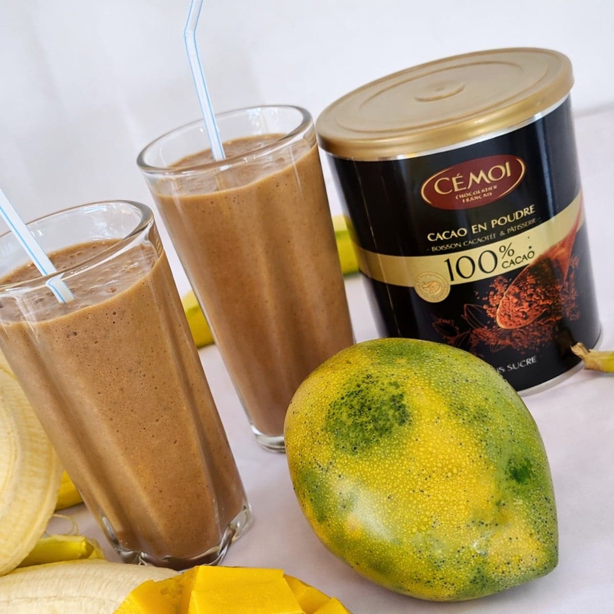 Smoothie mangue banane au cacao