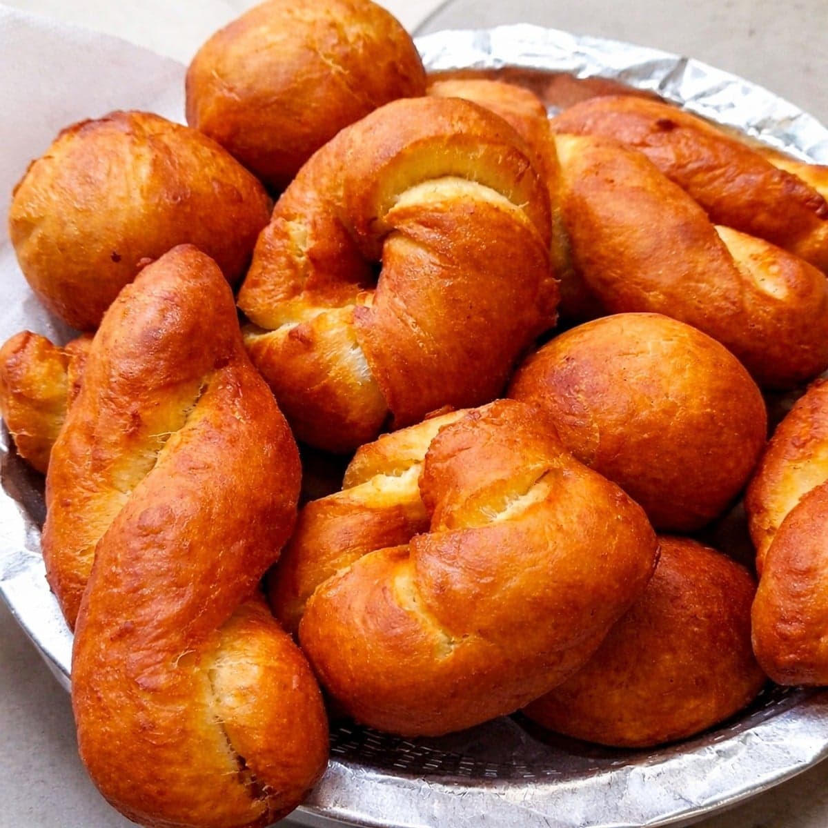 Gboson : beignets moelleux façon croissant