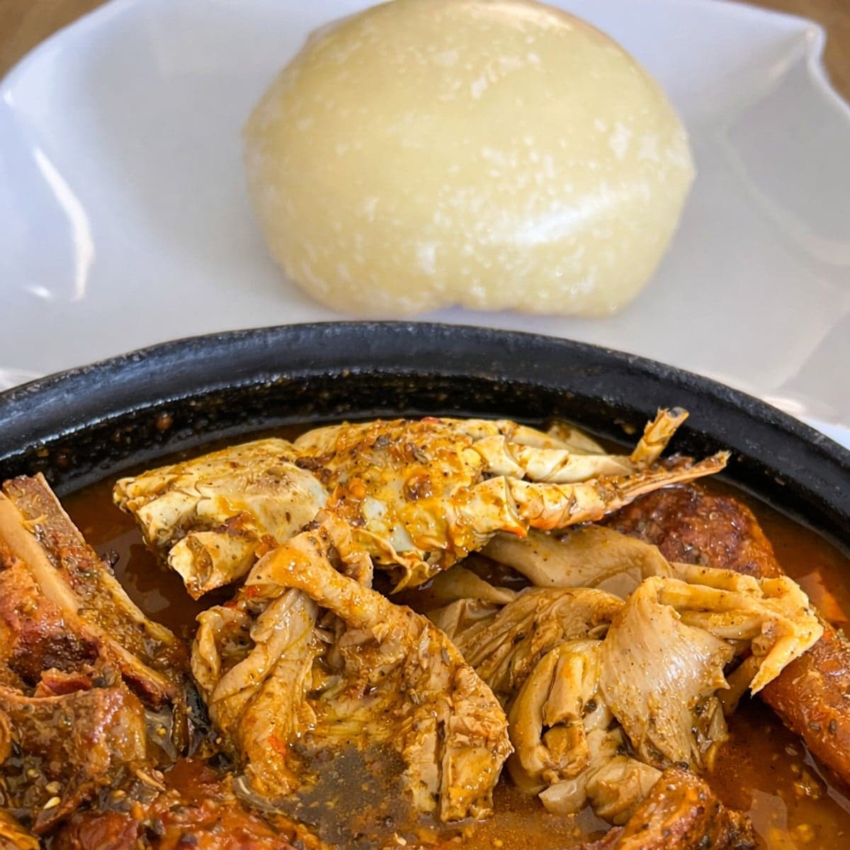 Placali sauce djoumglé complète : recette ivoirienne