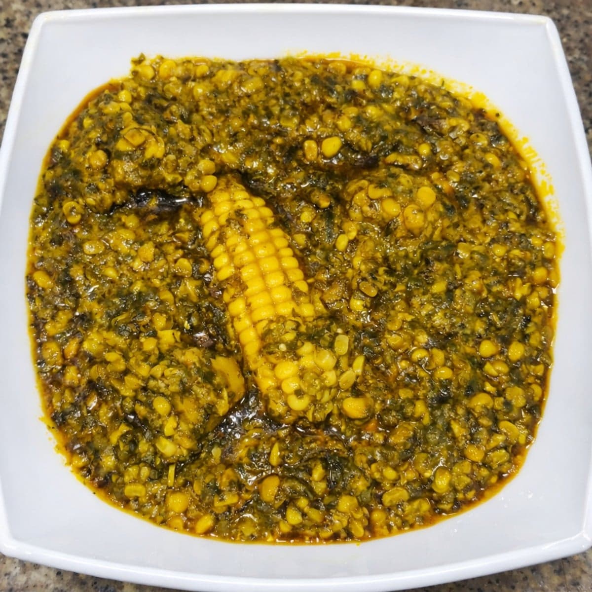 zom au maïs noix et macabo