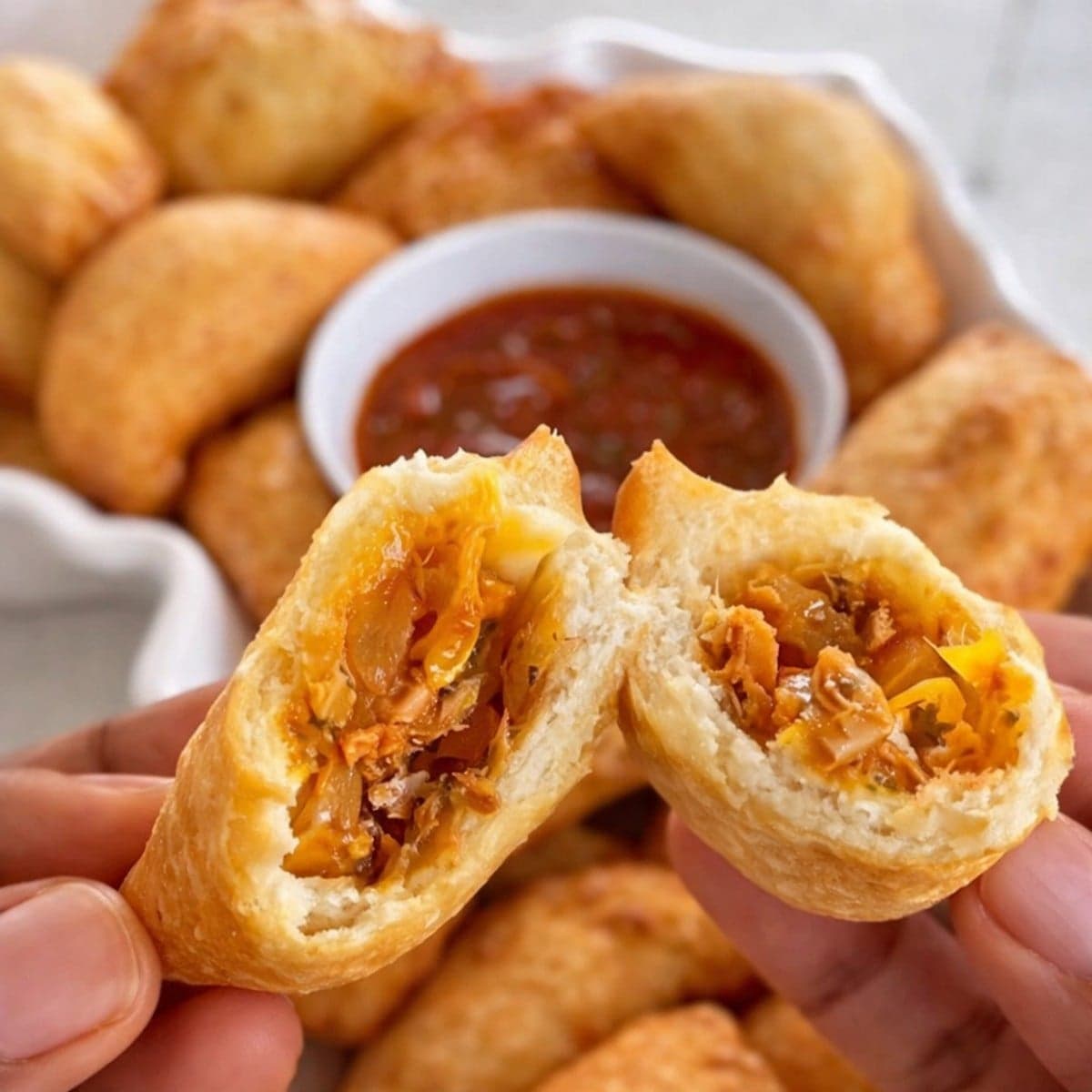 Pastels au thon croustillants : recette sénégalaise authentique