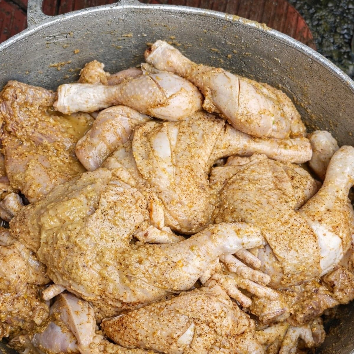 Poulet mariné parfumé