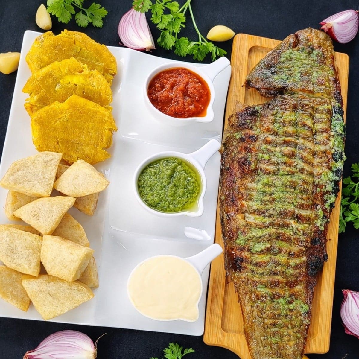 Sole braisée, plantain tapé et igname frit : recette