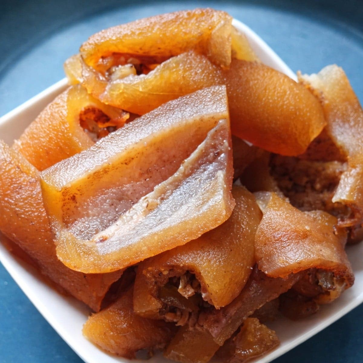 Éliminer l’odeur de la peau de bœuf : astuces efficaces