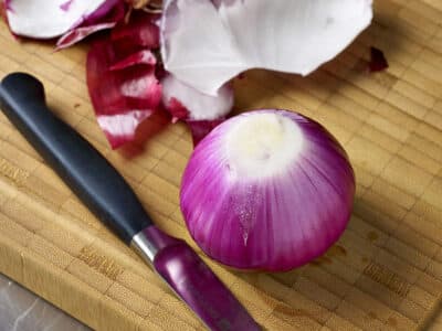 Astuces pour ne pas pleurer en coupant des oignons