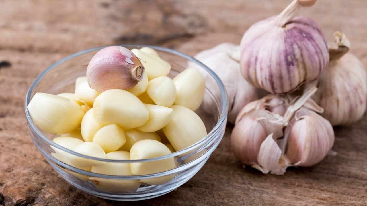 Ail intact pendant un an : comment le conserver