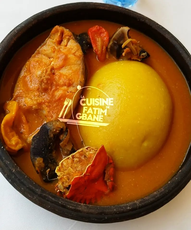 Foutou banane aux fruits de mer : recette ivoirienne