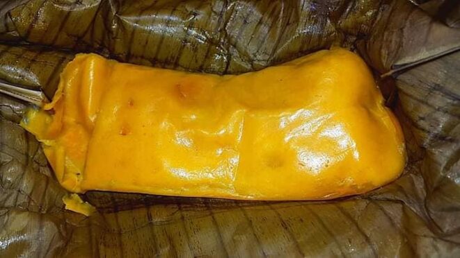 Le mintumba gâteau de manioc à la vapeur