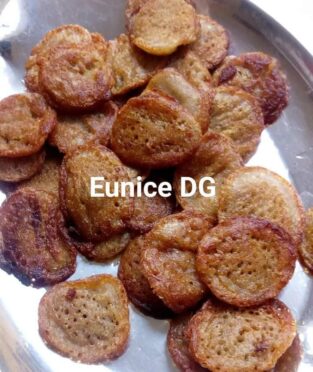 Gnonmi (beignet de mil)