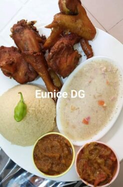 Poulet frit avec attiéké