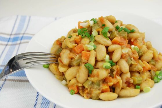 Haricots blancs sautés aux légumes