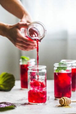 Savoureux jus d’hibiscus à  l’ananas