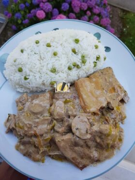 Viande à la crème fraiche.