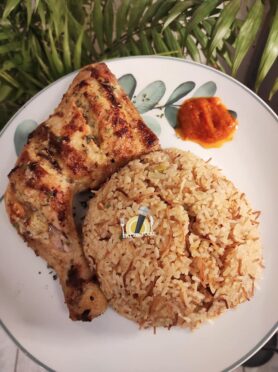 Riz aux cheveux d’anges accompagné de son poulet au four.