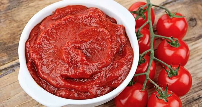 La tomate concentrée faite maison.
