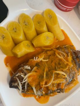 Poisson frit  à la banane plantain