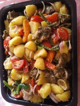 Pomme de terre aux légumes au four