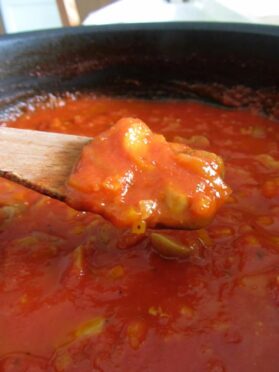 Comment réduire l’acidité dans vos sauces tomate.