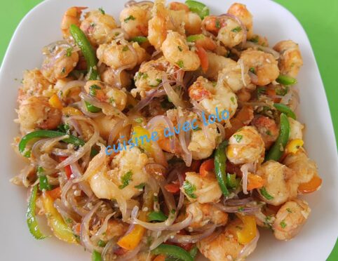 Crevettes Sautées aux Oignons et Poivrons !