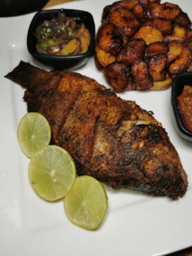 Poisson braisé au four