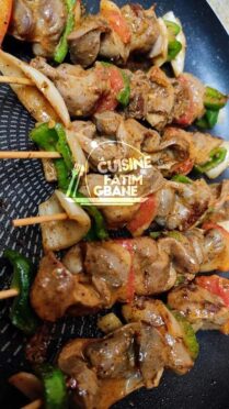 Des brochettes de gésier de poulet