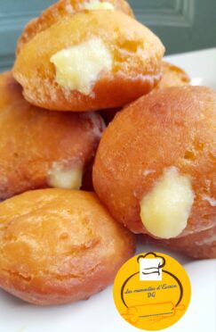 Des beignets fourrés à la crème pâtissière