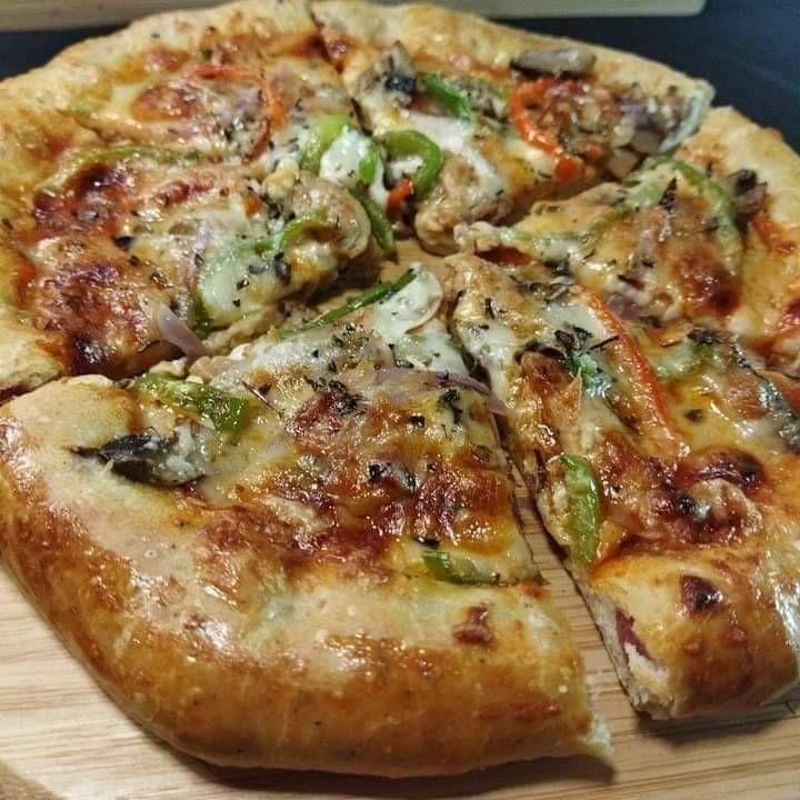 Pizza au poulet fumé & sauce barbecue !