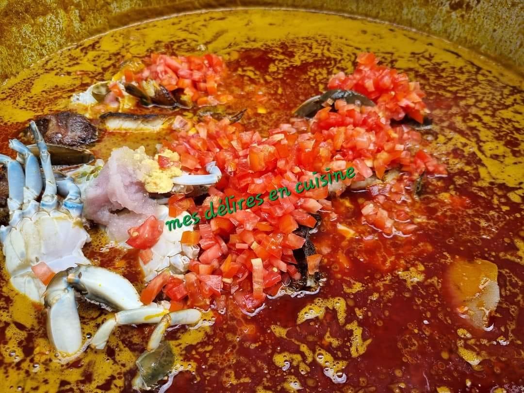 Duo de feuilles et gombo aux noix de palme